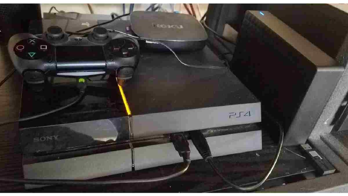 How to replace a PS4 hard drive?